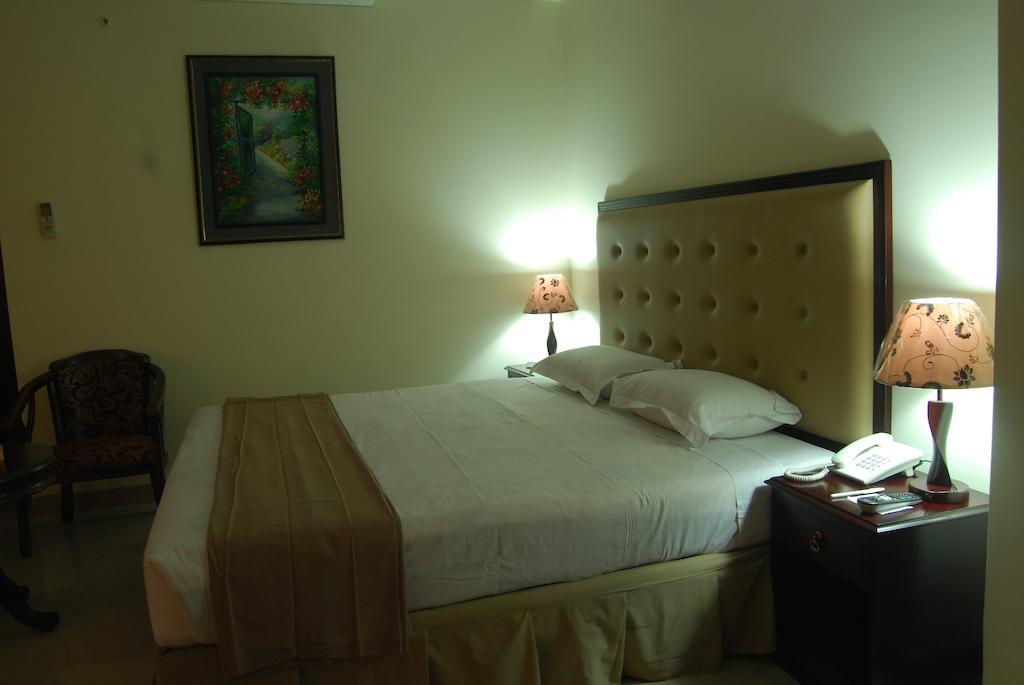 Ambassador Residency Hotel Chittagong Bilik gambar